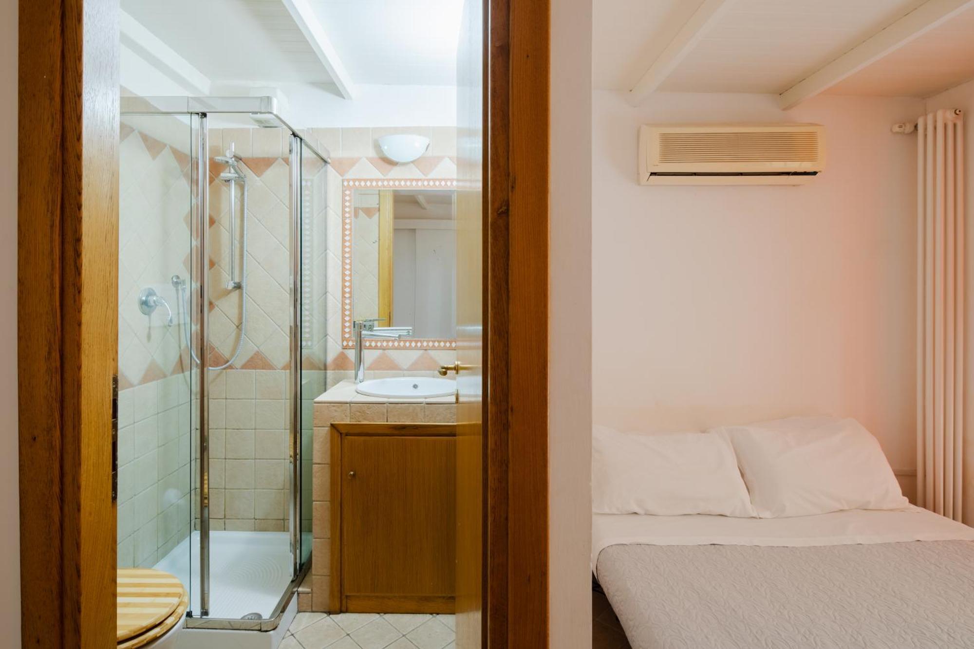 Aurora Apartment โรม ภายนอก รูปภาพ